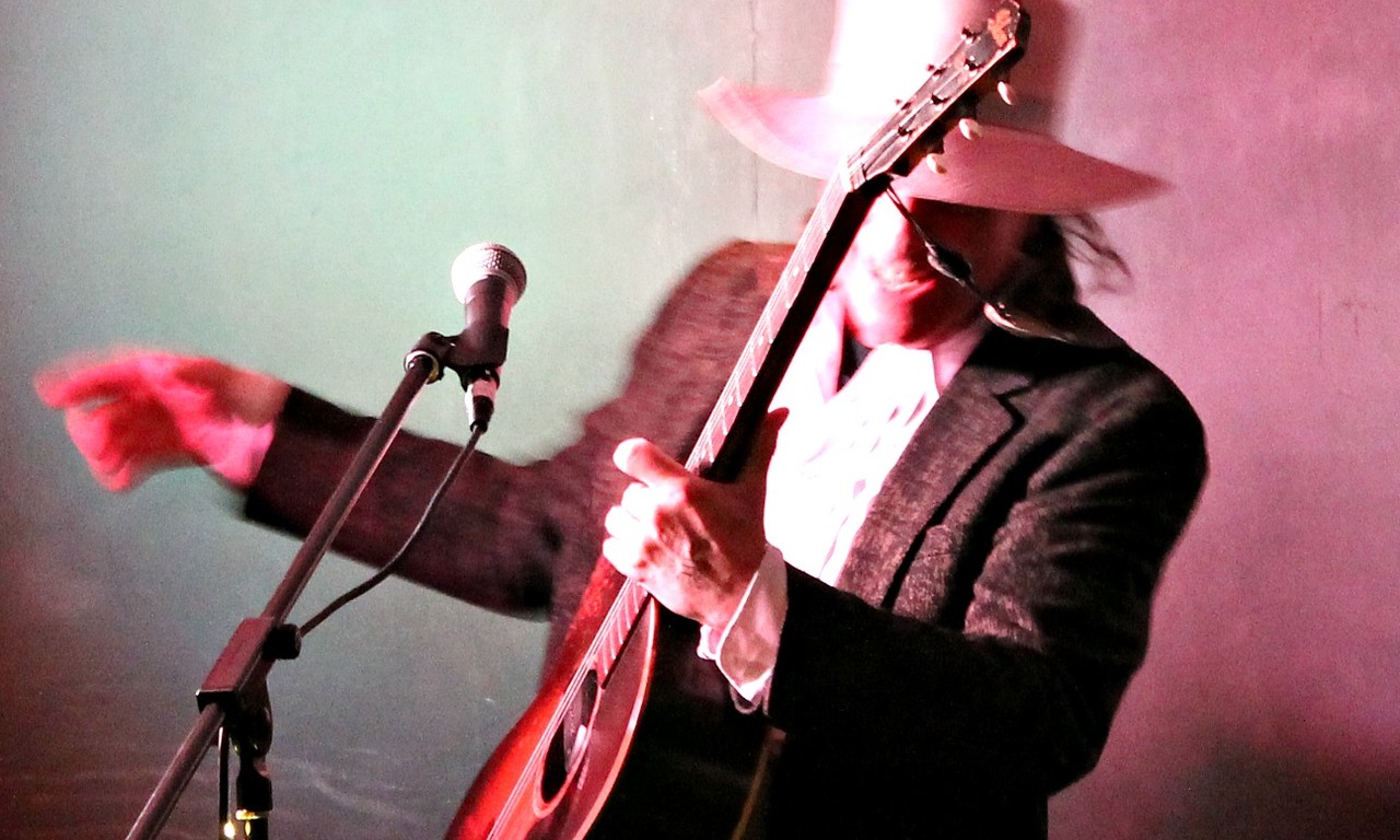 Gary Lucas at Philharmonic Music Room – Review