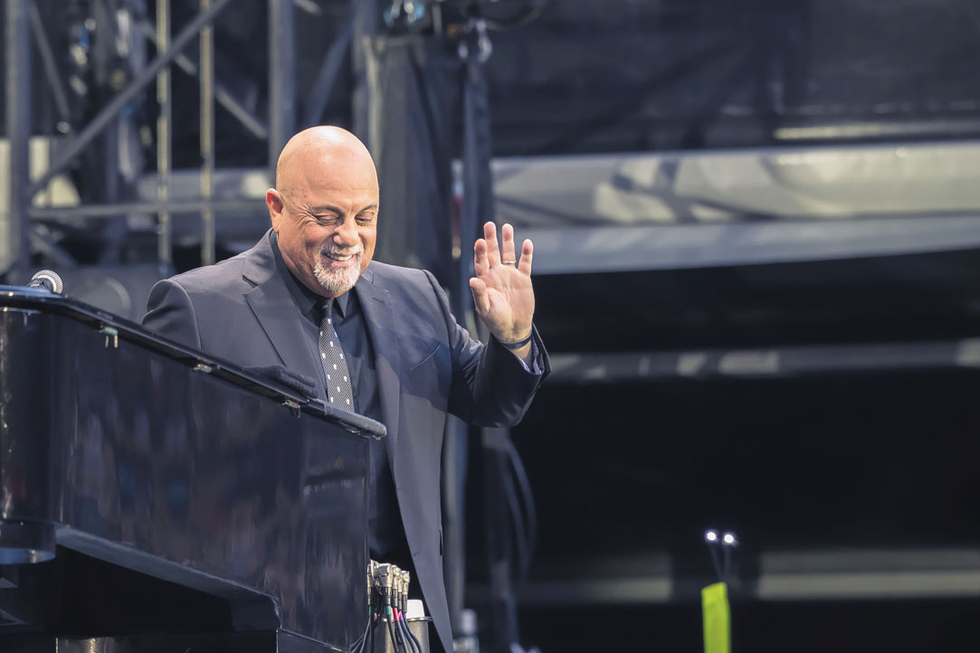  Billy Joel Live at Old Trafford – Review