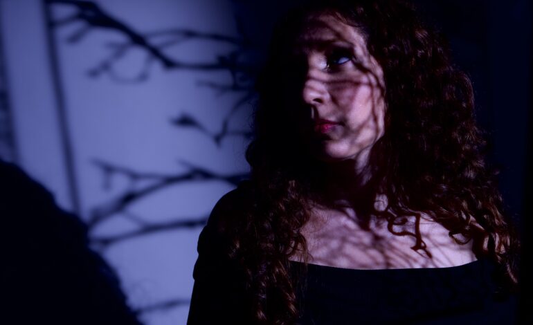  Kathy Halter releases new single ‘Heavy Heart’ ahead of immersive listening event