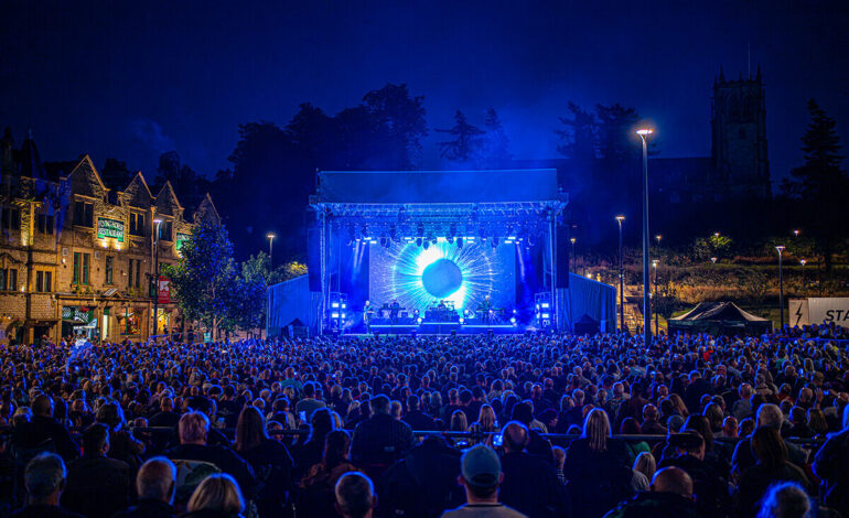 OMD live gig in Rochdale, UK starring Peter Hook & The Light & A Certain Ratio